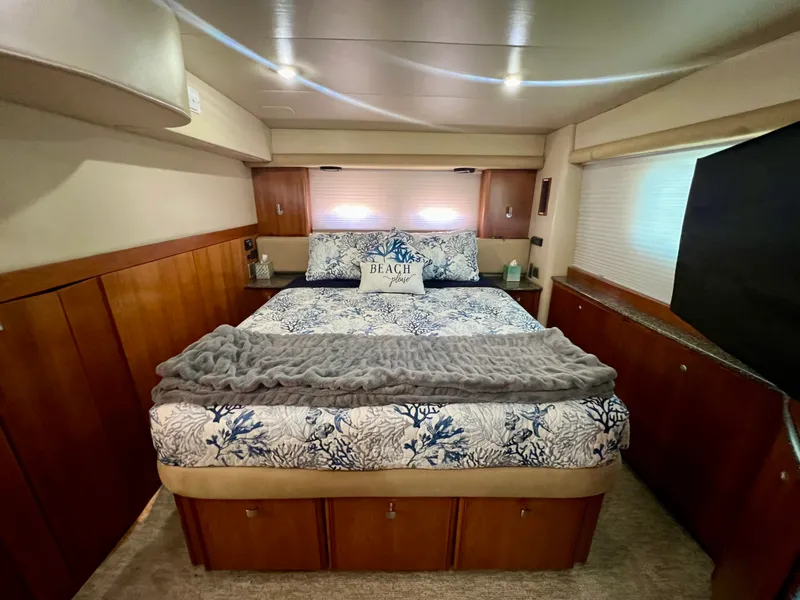 Slide: The Image of Meridian 408 Aft Cabin Motoryacht 2004 - 21