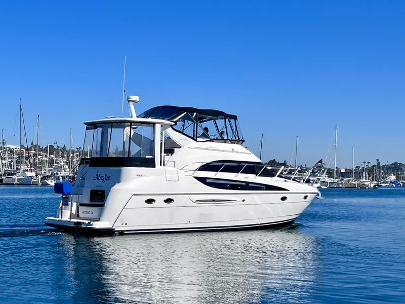 Slide: The Image of Meridian 408 Aft Cabin Motoryacht 2004 - 1