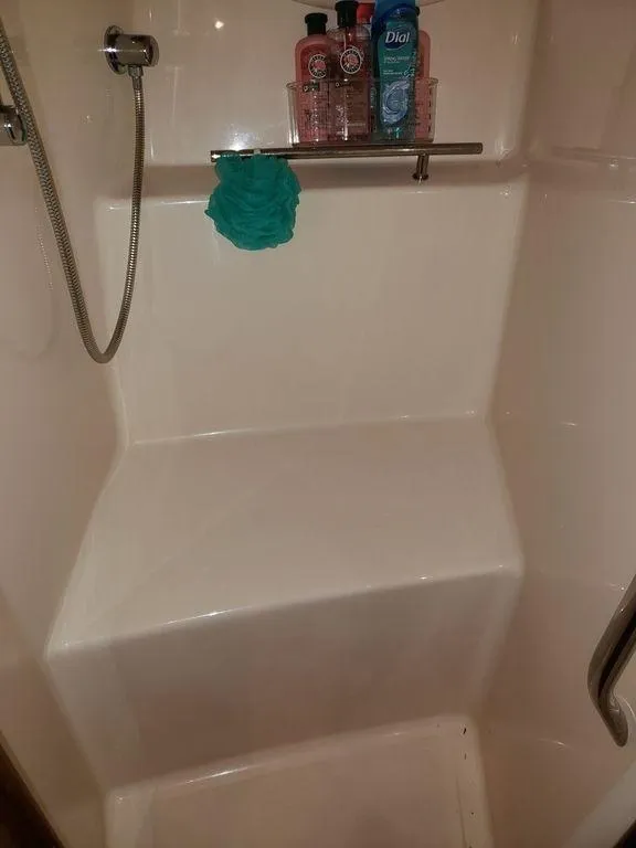 Slide: The Image of Shower area in 2008 Sea Ray 38 Sundancer yacht with toiletries. - 33