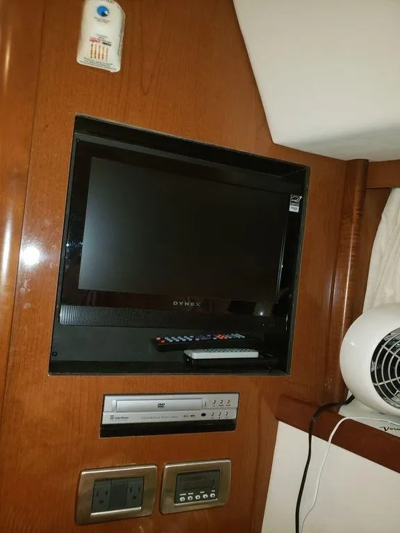 Slide: The Image of Sea Ray 38 Sundancer 2008 - 53