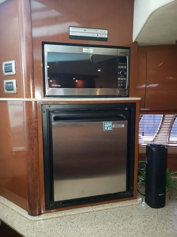 Slide: The Image of Sea Ray 38 Sundancer 2008 - 55