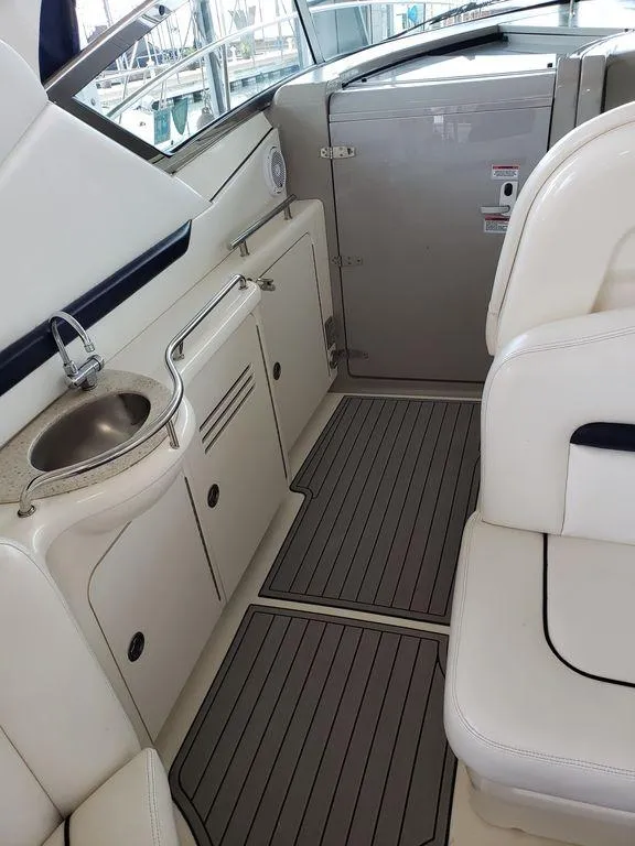 Slide: The Image of Sea Ray 38 Sundancer 2008 - 57