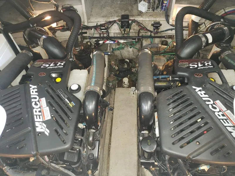 Slide: The Image of Sea Ray 38 Sundancer 2008 - 60