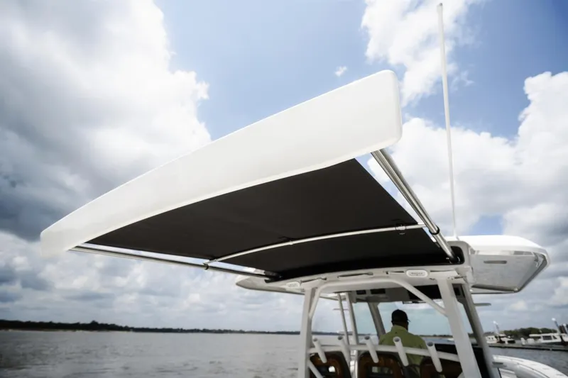 Slide: The Image of Boston Whaler 380 Outrage 2024 - 15