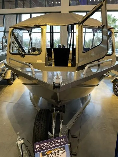 The Image of 2024 Spartan 185 Astoria boat on display in showroom. - 0