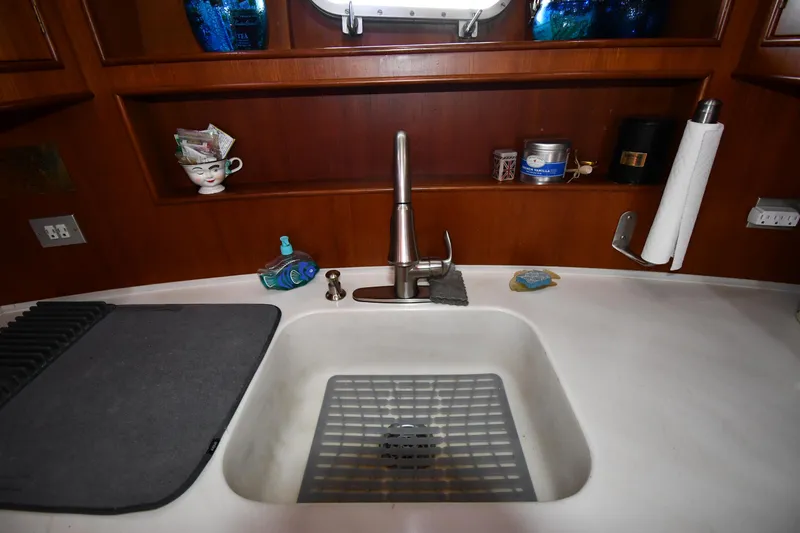 Slide: The Image of Lowland 64 Pilot House Long Range Motor Yacht 1986 - 112