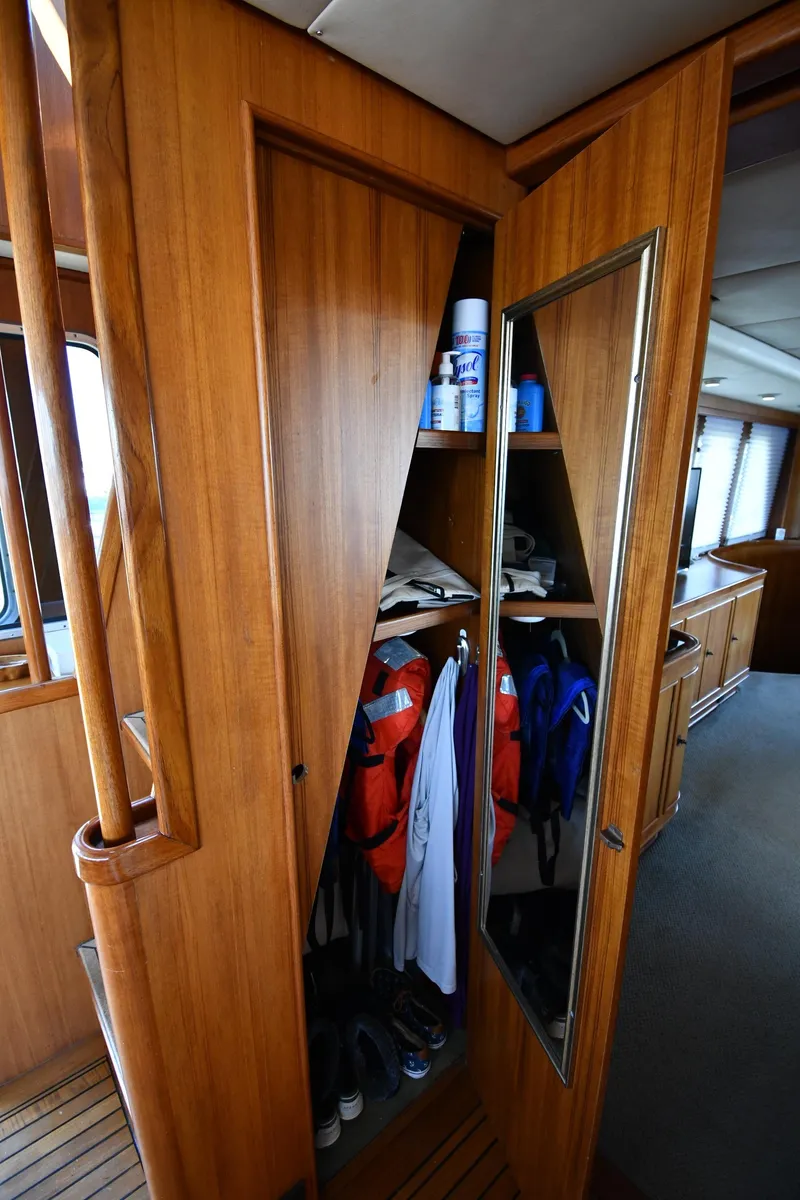 Slide: The Image of Lowland 64 Pilot House Long Range Motor Yacht 1986 - 184