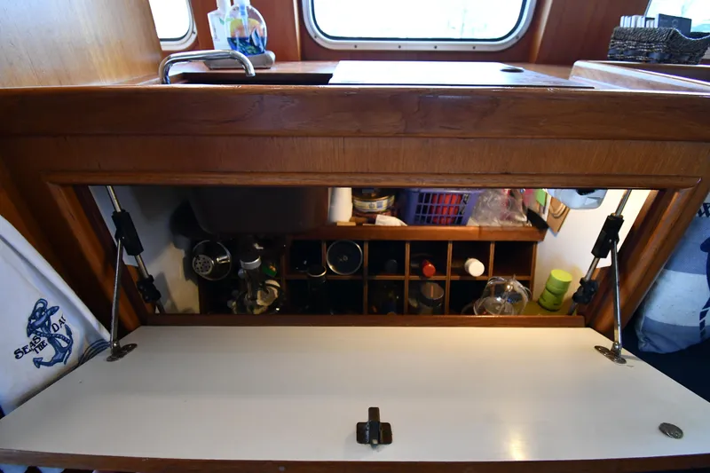 Slide: The Image of Lowland 64 Pilot House Long Range Motor Yacht 1986 - 190