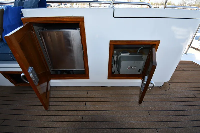 Slide: The Image of Lowland 64 Pilot House Long Range Motor Yacht 1986 - 54