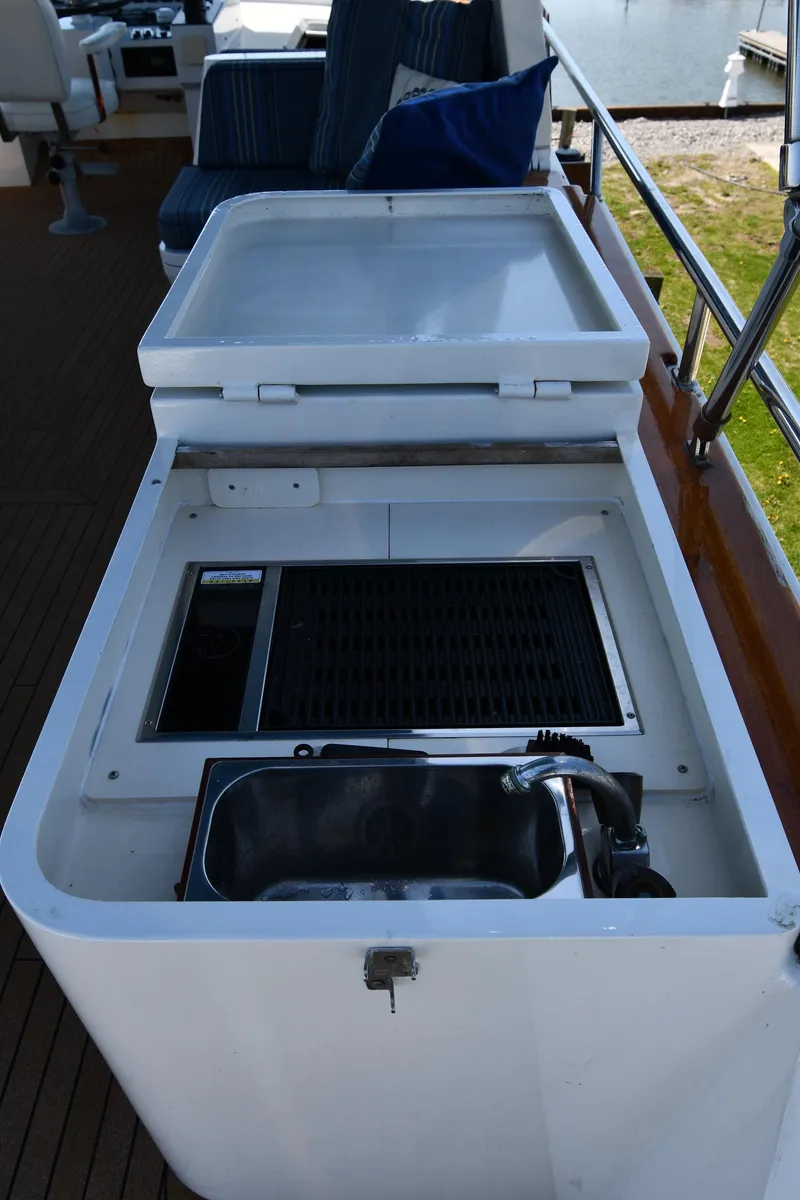 Slide: The Image of Lowland 64 Pilot House Long Range Motor Yacht 1986 - 56