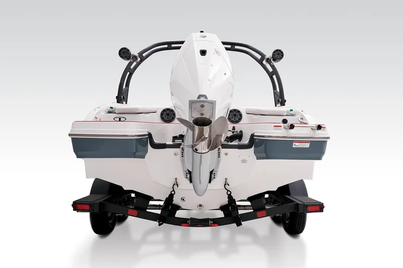 Slide: The Image of Manufacturer Provided Image: Tahoe 210 S Limited - 31