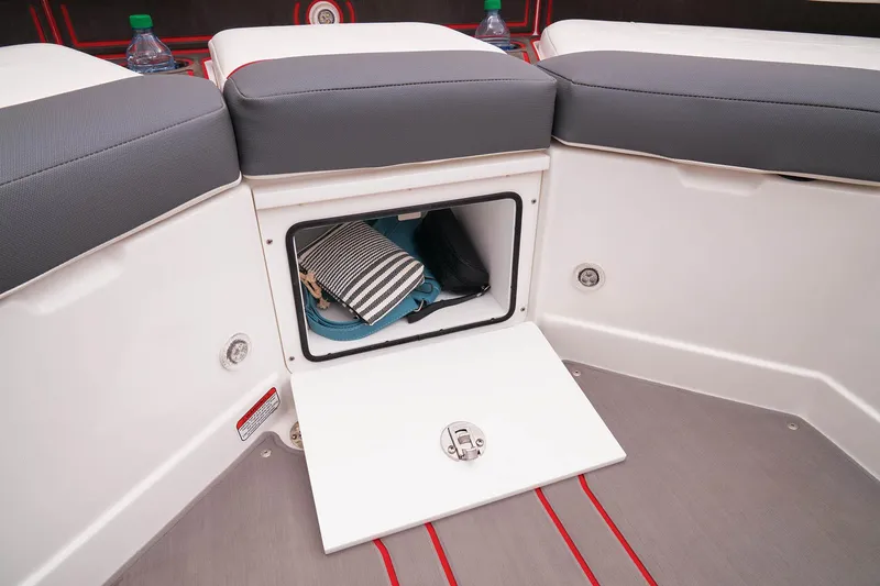 Slide: The Image of Manufacturer Provided Image: Tahoe 210 S Limited - 60