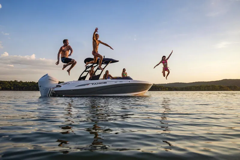 Slide: The Image of Manufacturer Provided Image: Tahoe 210 S Limited - 69