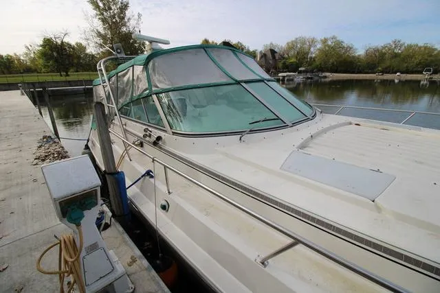 Slide: The Image of Cruisers 3675 Esprit 1994 - 12