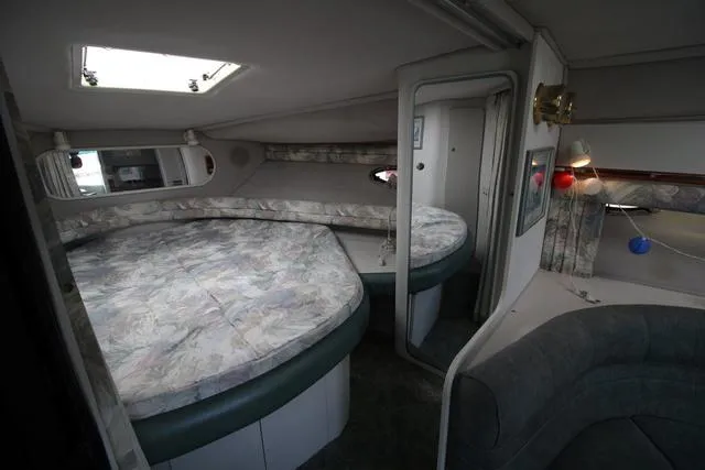 Slide: The Image of Cruisers 3675 Esprit 1994 - 24