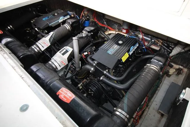 Slide: The Image of Cruisers 3675 Esprit 1994 - 36