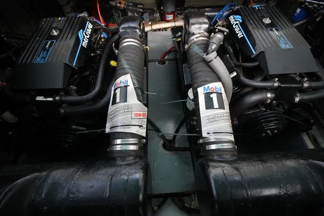 Slide: The Image of Cruisers 3675 Esprit 1994 - 42