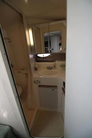 Slide: The Image of Cruisers Yachts 3675 Esprit 1994 - 30