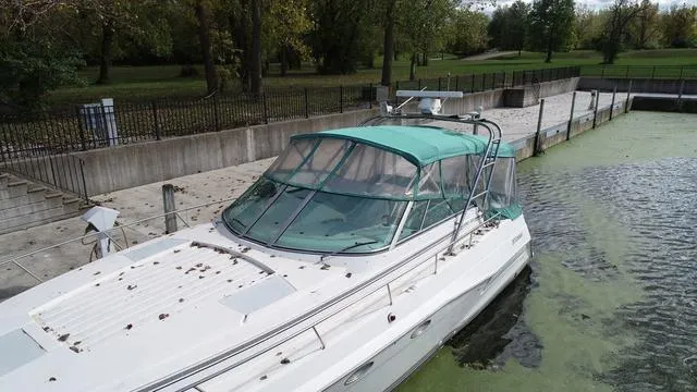 Slide: The Image of Cruisers Yachts 3675 Esprit 1994 - 6