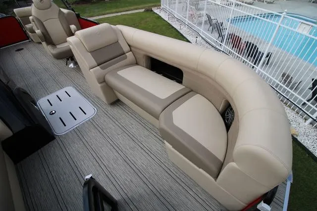 Slide: The Image of Premier 230 SunSation RF 2024 - 10