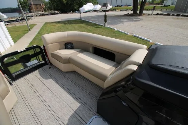 Slide: The Image of Premier 230 SunSation RF 2024 - 13