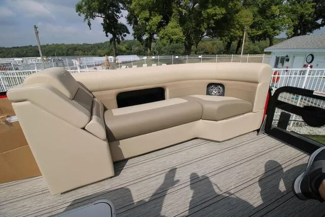 Slide: The Image of Premier 230 SunSation RF 2024 - 14