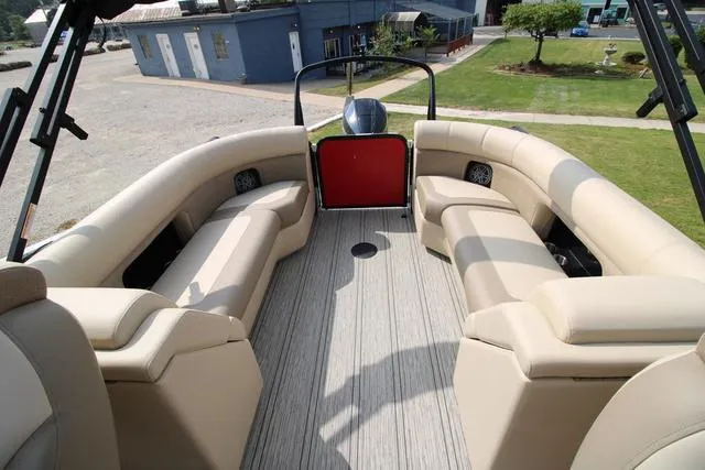 Slide: The Image of Premier 230 SunSation RF 2024 - 15