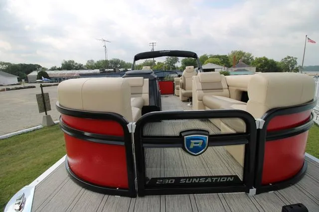 Slide: The Image of Premier 230 SunSation RF 2024 - 8