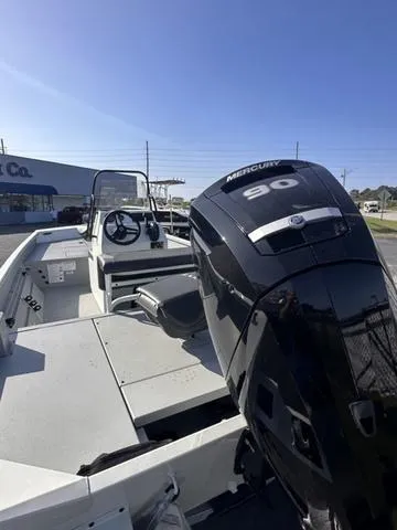 Slide: The Image of Lund 1870 Predator Center Console 2024 - 4