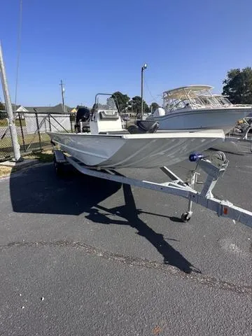 Slide: The Image of Lund 1870 Predator Center Console 2024 - 7