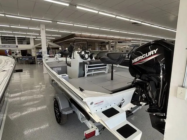 Slide: The Image of Lund 1870 Predator Center Console 2024 - 9