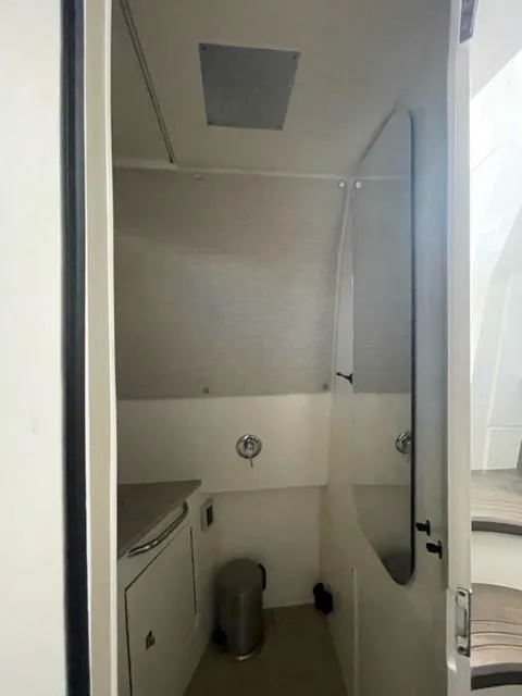 Slide: The Image of Boston Whaler 420 Outrage 2018 - 50