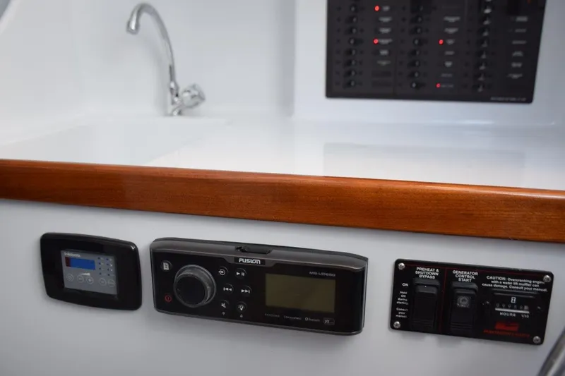 Slide: The Image of Digital A/C control, Fusion stereo - 19