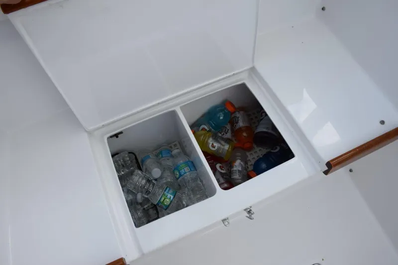 Slide: The Image of Refrigerated drink box - 20