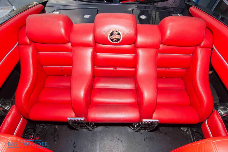 Slide: The Image of 2009 Donzi 38 ZRC red leather rear seats. - 25