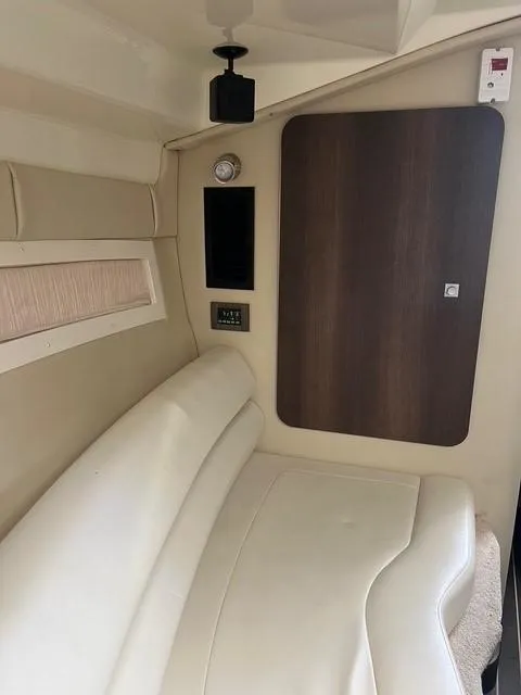 Slide: The Image of Monterey 295 Sport Yacht 2017 - 17