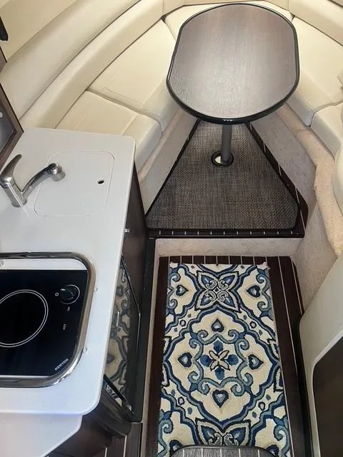 Slide: The Image of Monterey 295 Sport Yacht 2017 - 23