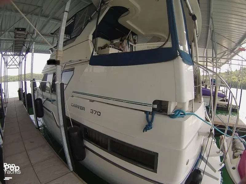 Slide: The Image of 1995 Carver 370 Aft Cabin for sale in Eureka Springs, AR - 13