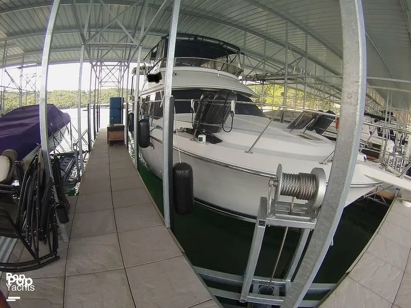 Slide: The Image of 1995 Carver 370 Aft Cabin for sale in Eureka Springs, AR - 4