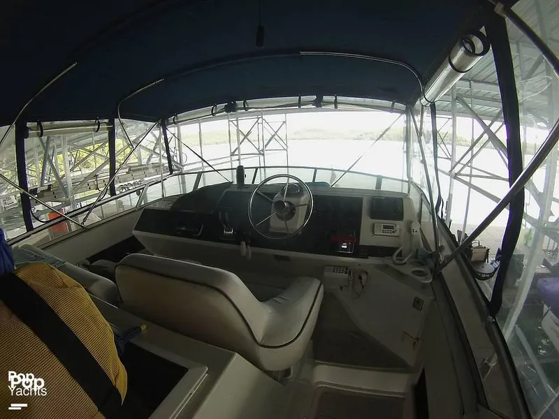 Slide: The Image of 1995 Carver 370 Aft Cabin for sale in Eureka Springs, AR - 50