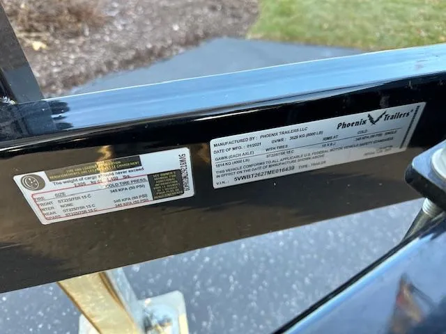 Slide: The Image of 2021 Regal LS6 trailer label by Phoenix Trailers LLC. - 33