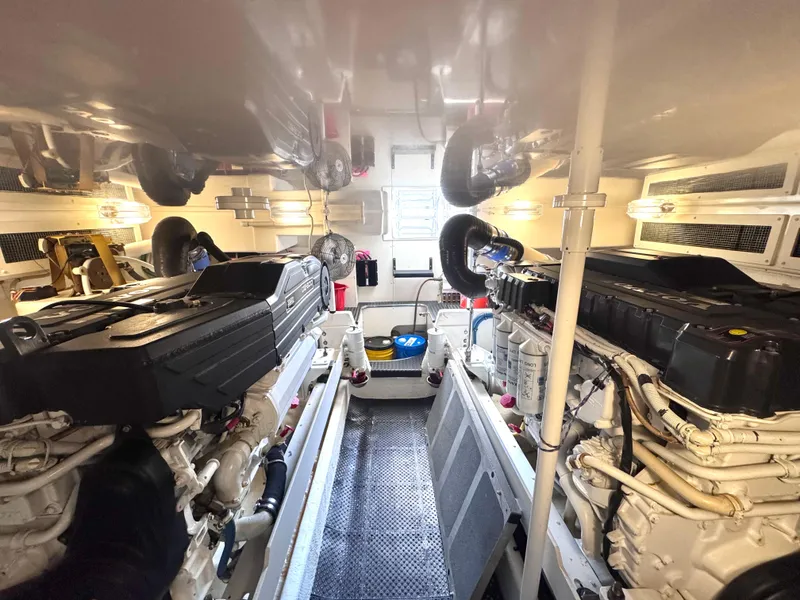 Slide: The Image of Engine room of a 2006 Silverton 50 Convertible yacht. - 14