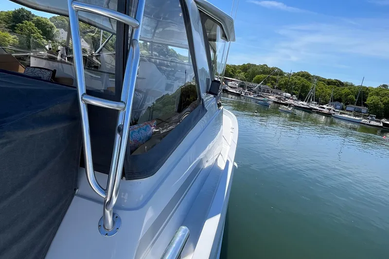 Slide: The Image of Hatteras 74 Sport Deck Motor Yacht 1999 - 151