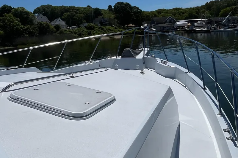 Slide: The Image of Hatteras 74 Sport Deck Motor Yacht 1999 - 154