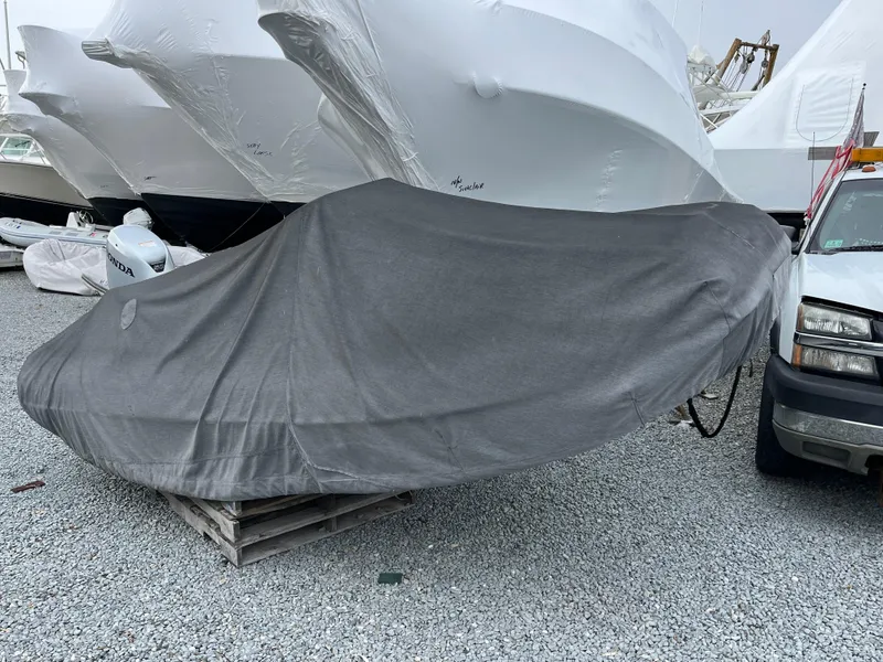 Slide: The Image of Hatteras 74 Sport Deck Motor Yacht 1999 - 178