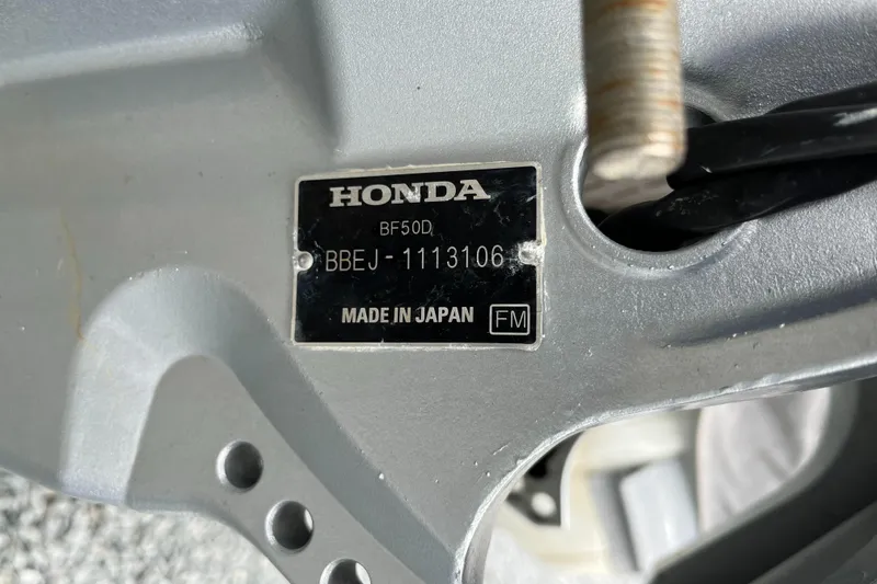 Slide: The Image of Hatteras 74 Sport Deck Motor Yacht 1999 - 179