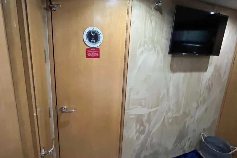 Slide: The Image of Hatteras 74 Sport Deck Motor Yacht 1999 - 81