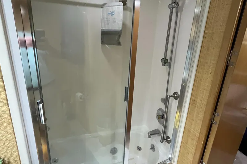 Slide: The Image of Hatteras 74 Sport Deck Motor Yacht 1999 - 83