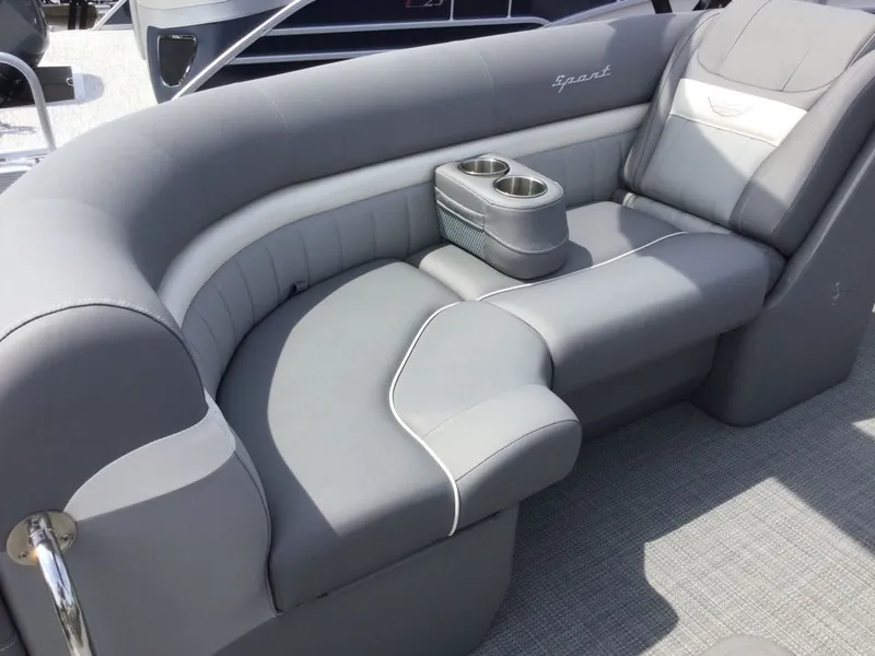 Slide: The Image of Bennington 23LXSFB ESP 2024 - 18