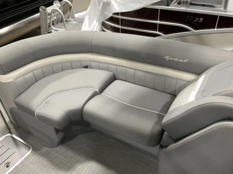 Slide: The Image of Bennington 23LXSFB ESP 2024 - 3